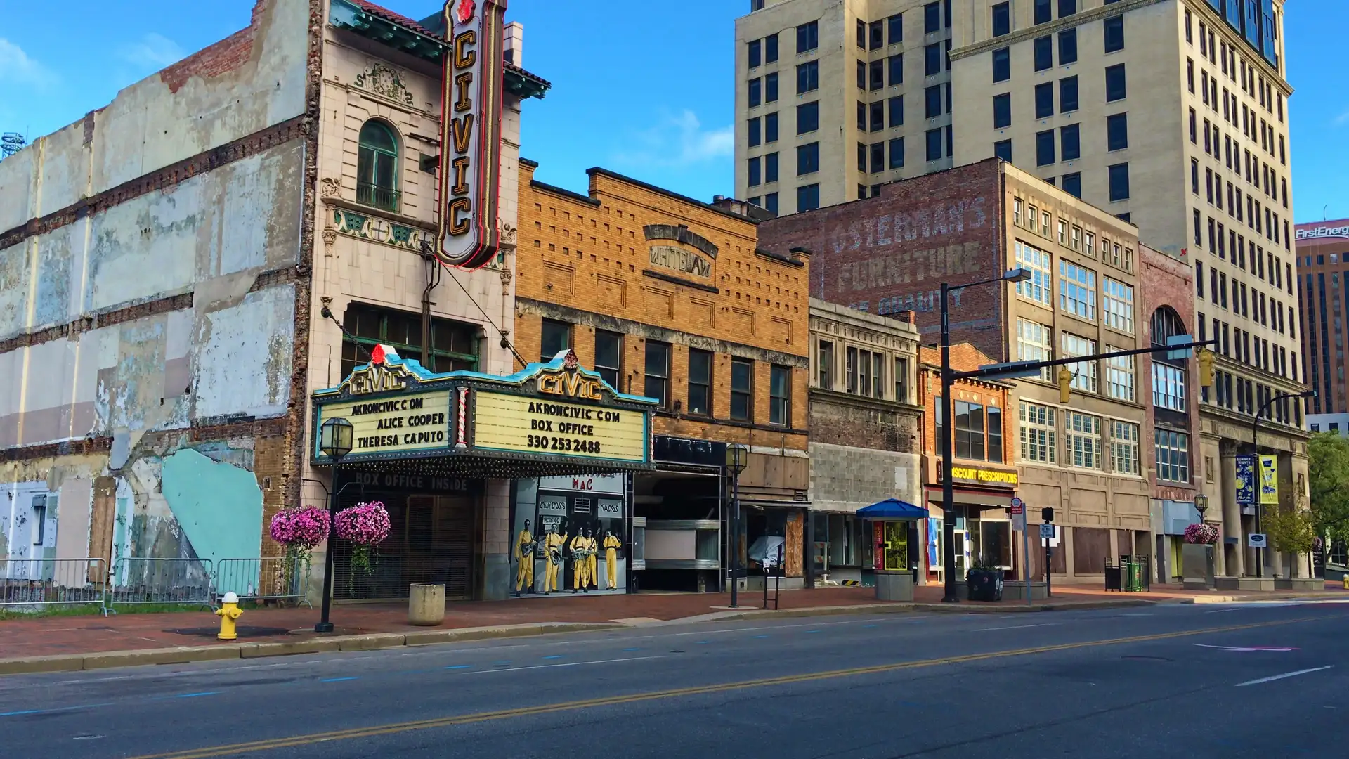 Akron, OH image