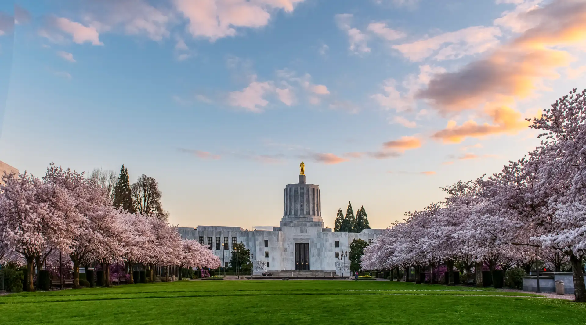 Salem, OR image