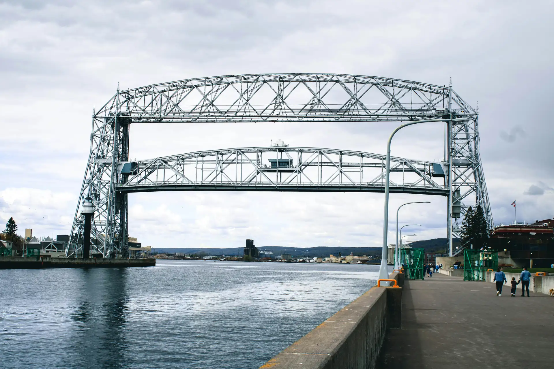 Duluth, MN image