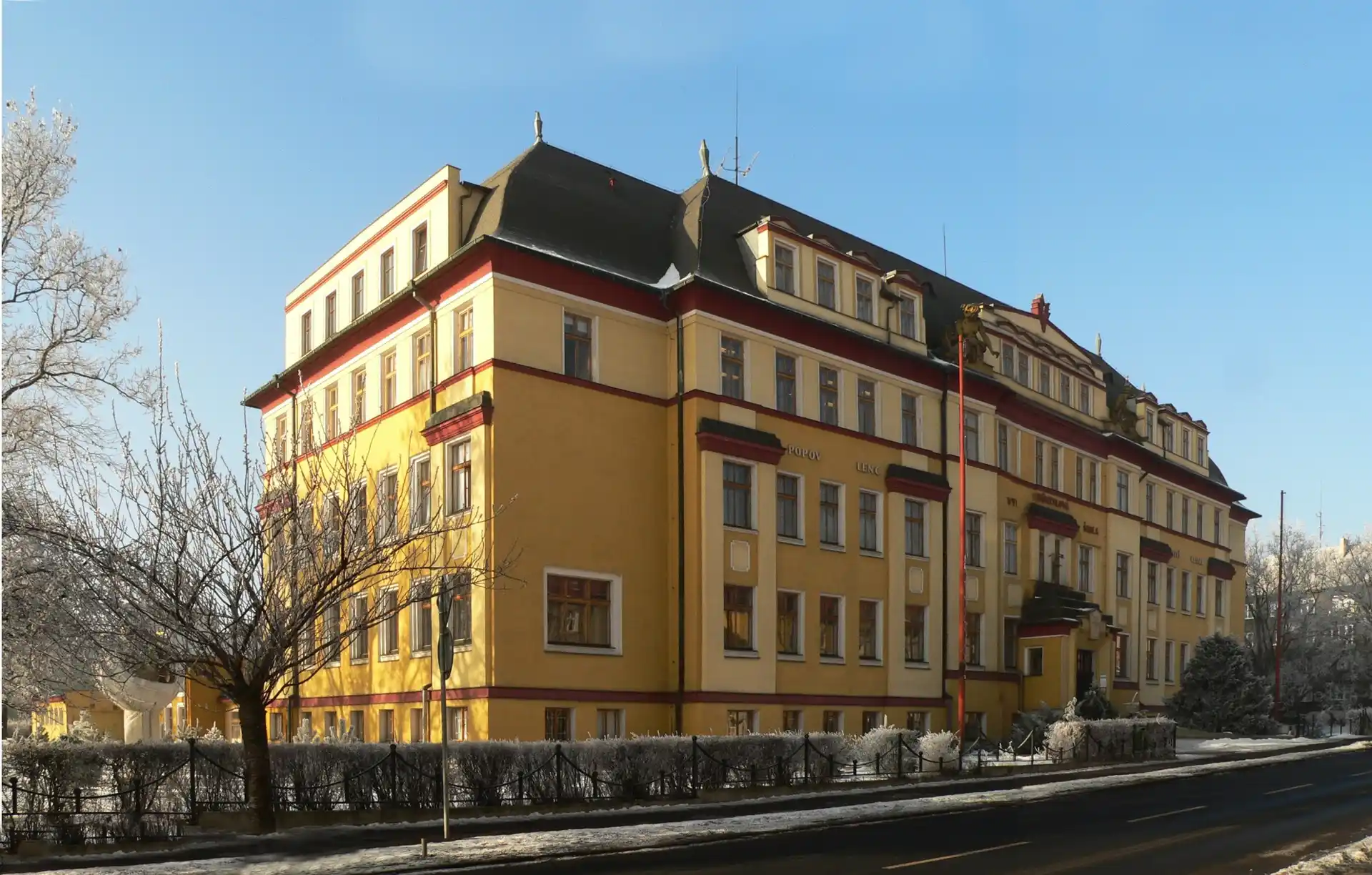 Discover Chomutov - Prozkoumej Chomutov image 1