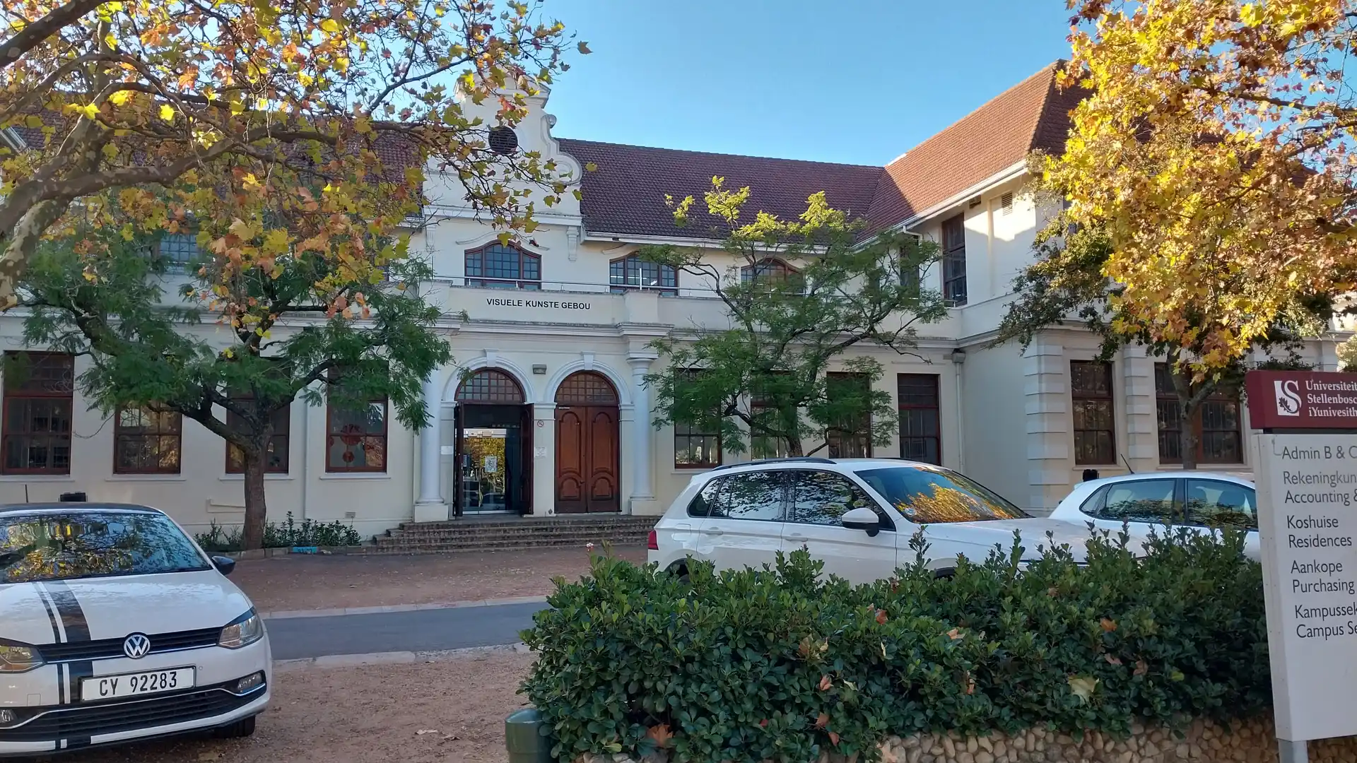 Failed art heist in the City of Oaks, Stellenbosch. image 1
