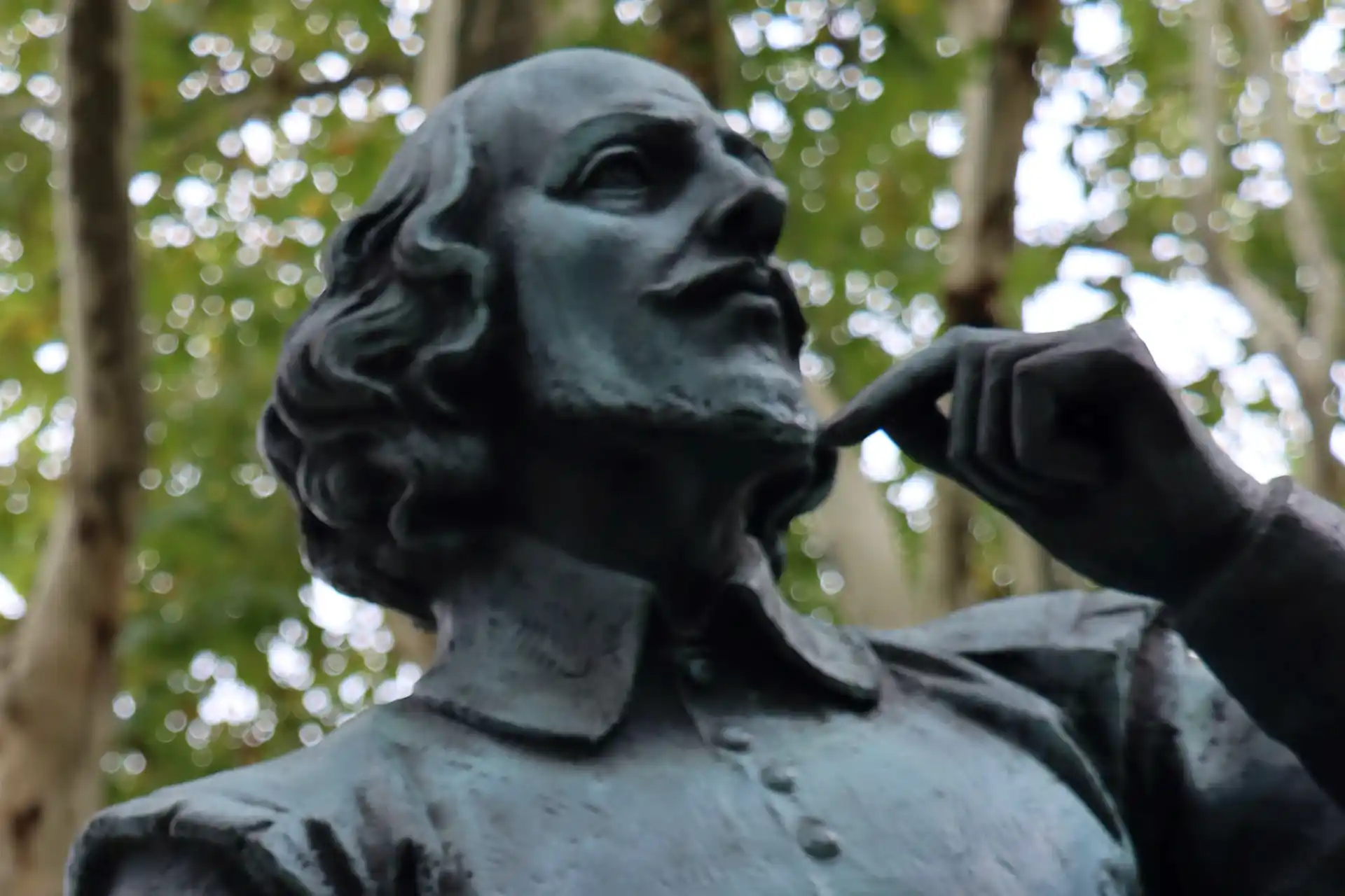 Hidden Secrets in Shakespeare's Stratford-upon-Avon image 1
