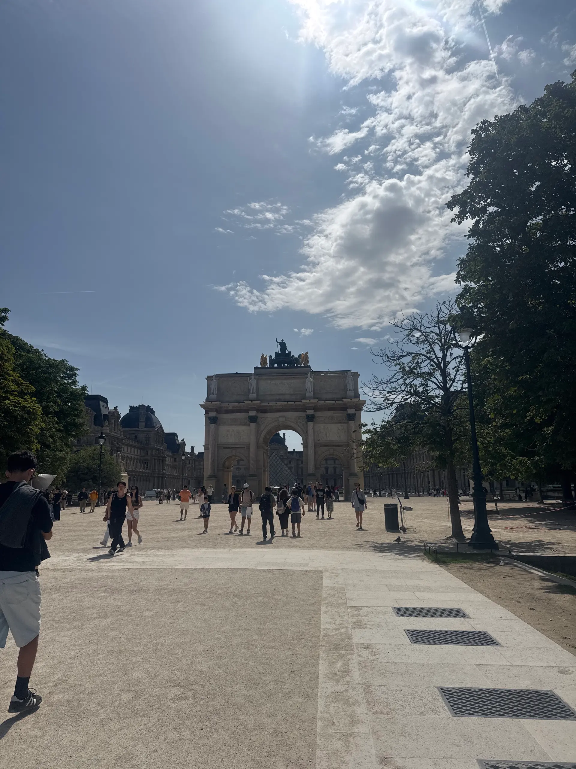 Player photo from Romantic Paris: A Forbidden Love Adventure along the Seine walking tour in Paris