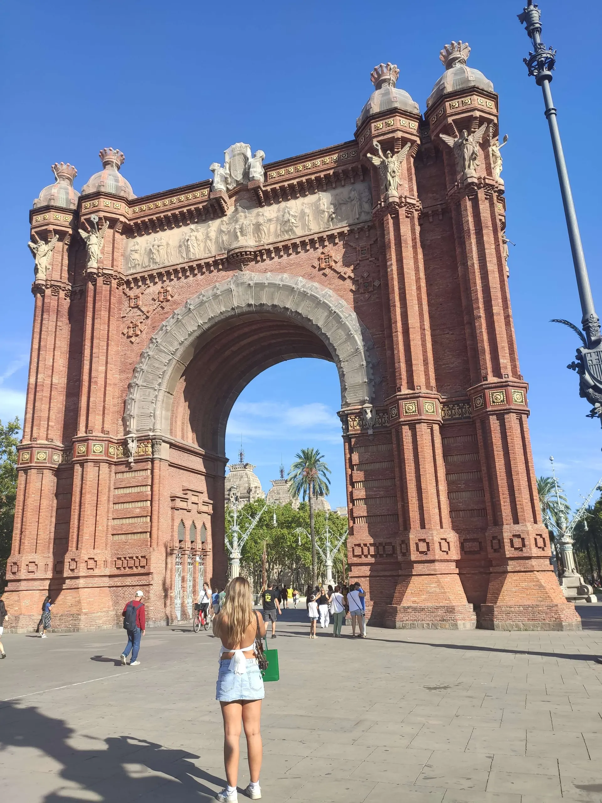 Player photo from Romantic Barcelona: Love in the Gothic District walking tour in Barcelona