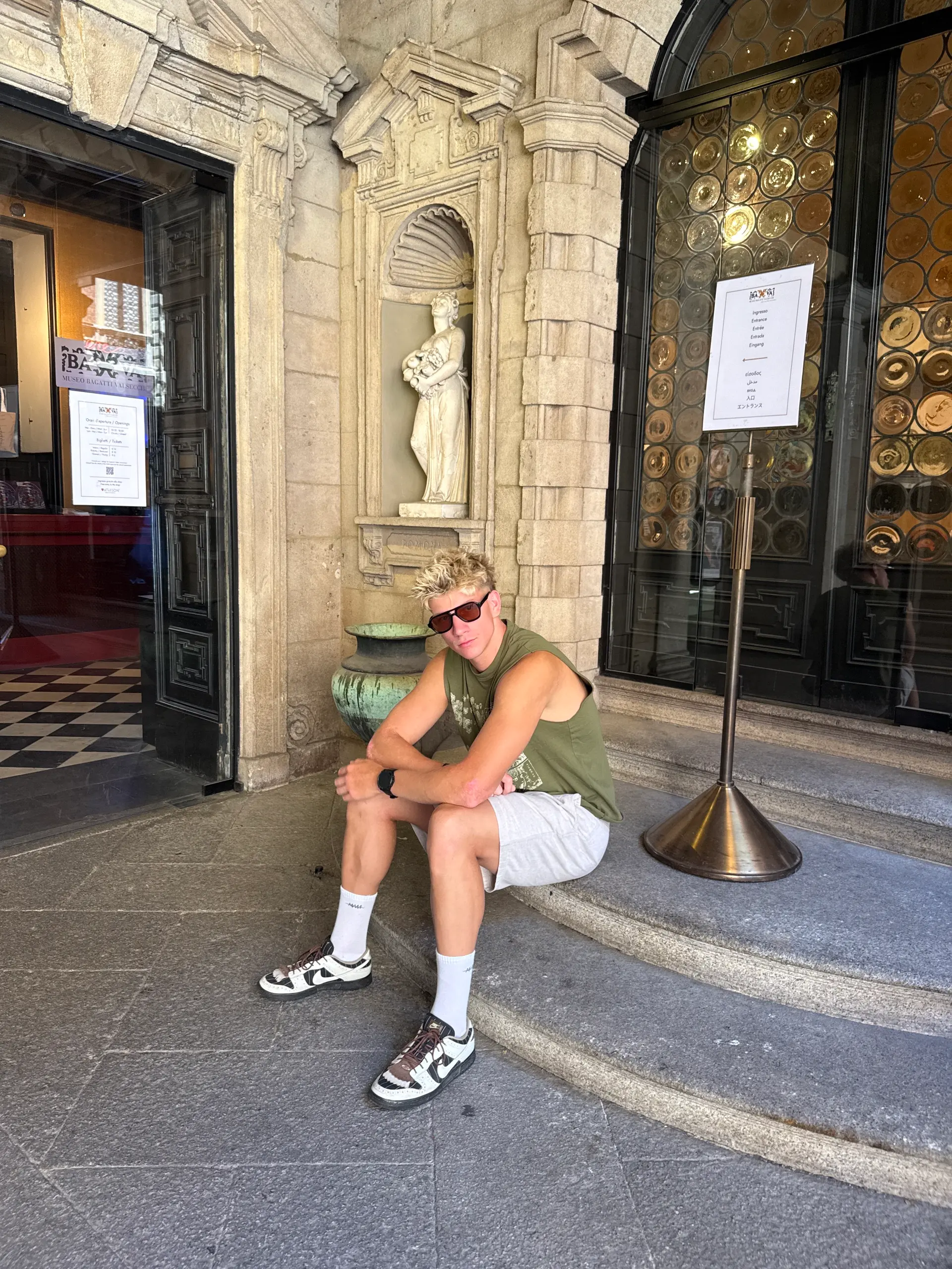 Player photo from Fashion & Secrets: The Diamond Heist of Milan walking tour in Milan