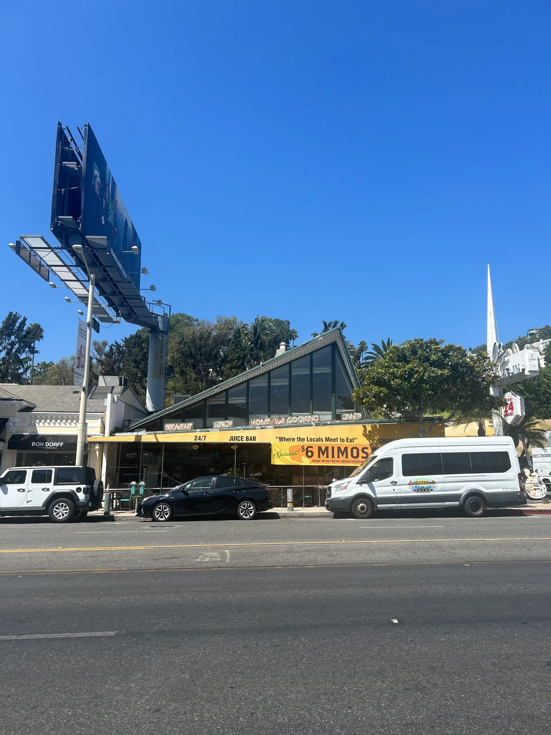 Player photo from Rock'n'Roll Los Angeles: The Sunset Strip walking tour in Los Angeles