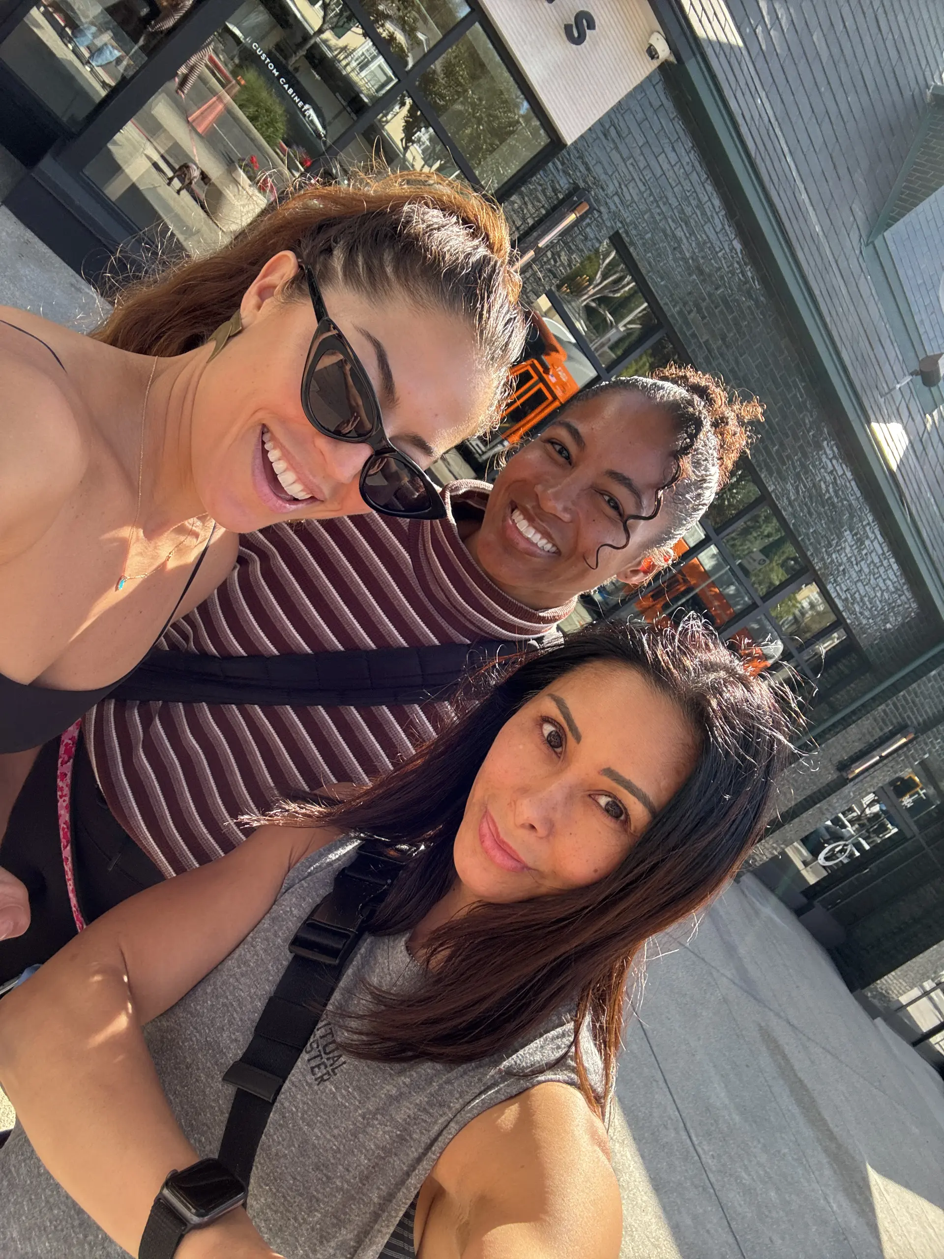 Player photo from Rock'n'Roll Los Angeles: The Sunset Strip walking tour in Los Angeles