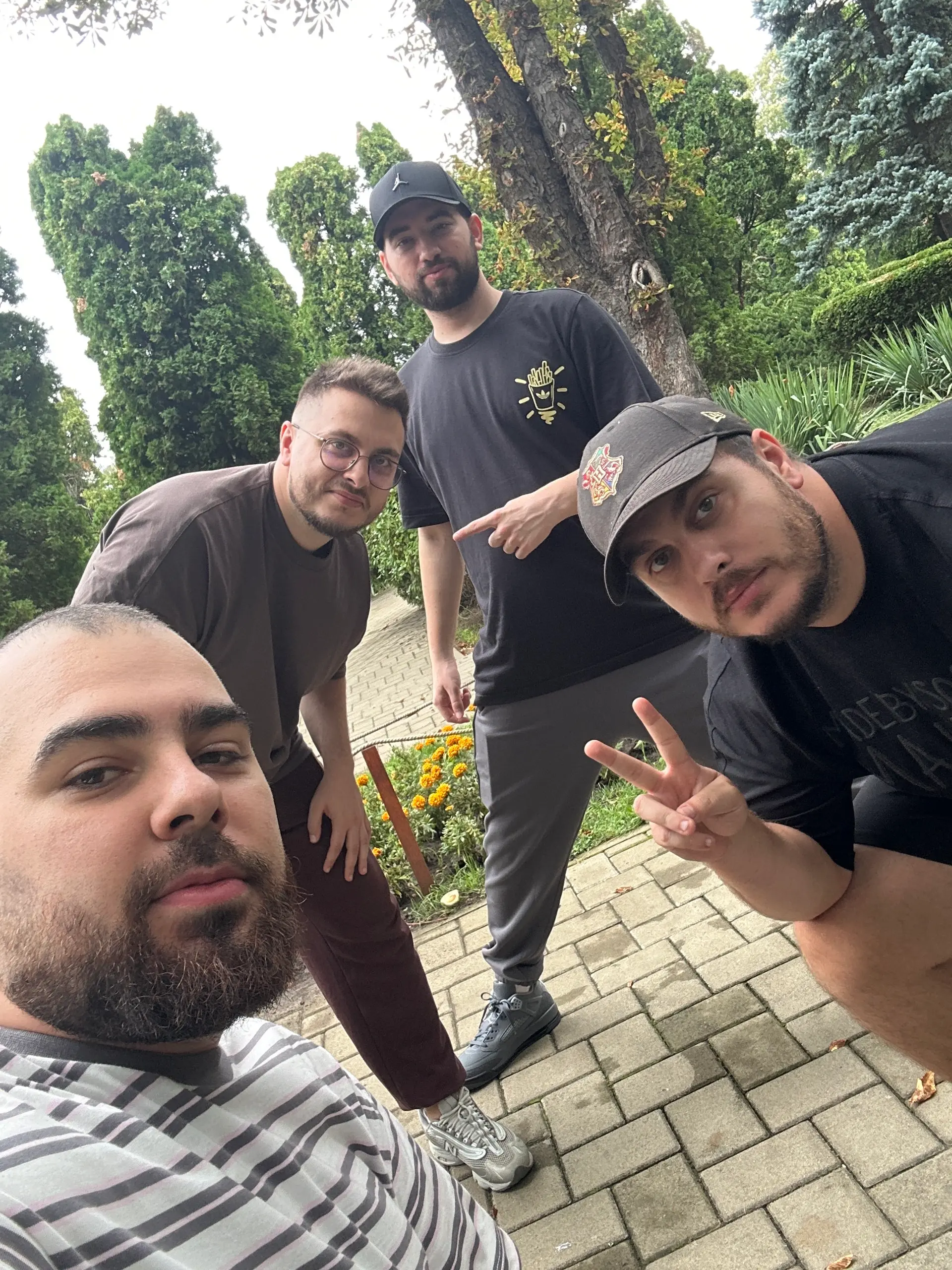Player photo from Garden's Knights: Gradina Botanica Iasi walking tour in Iasi