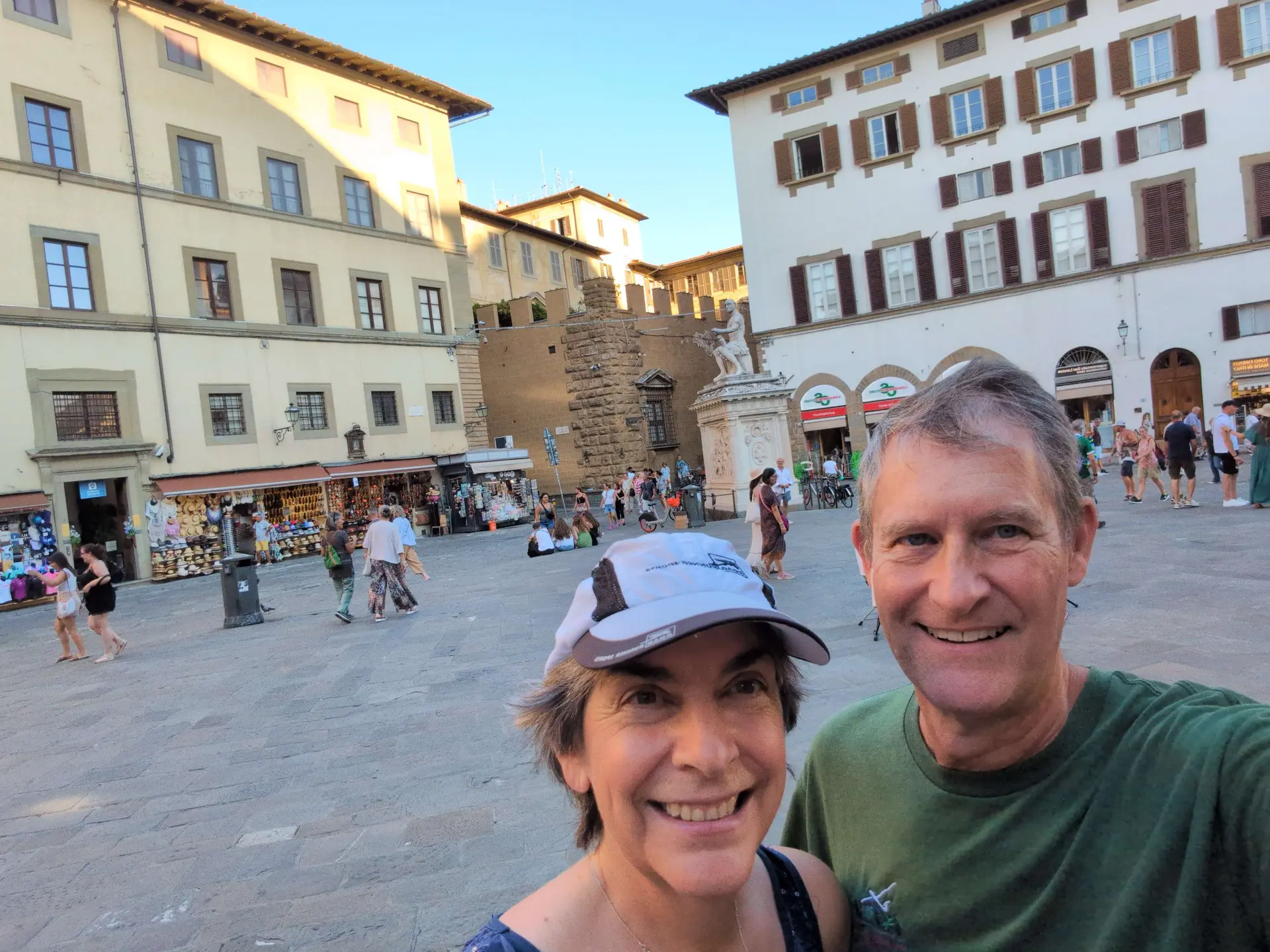 Player photo from The Medici Story. On the trail of a stolen painting around Florence walking tour in Florence