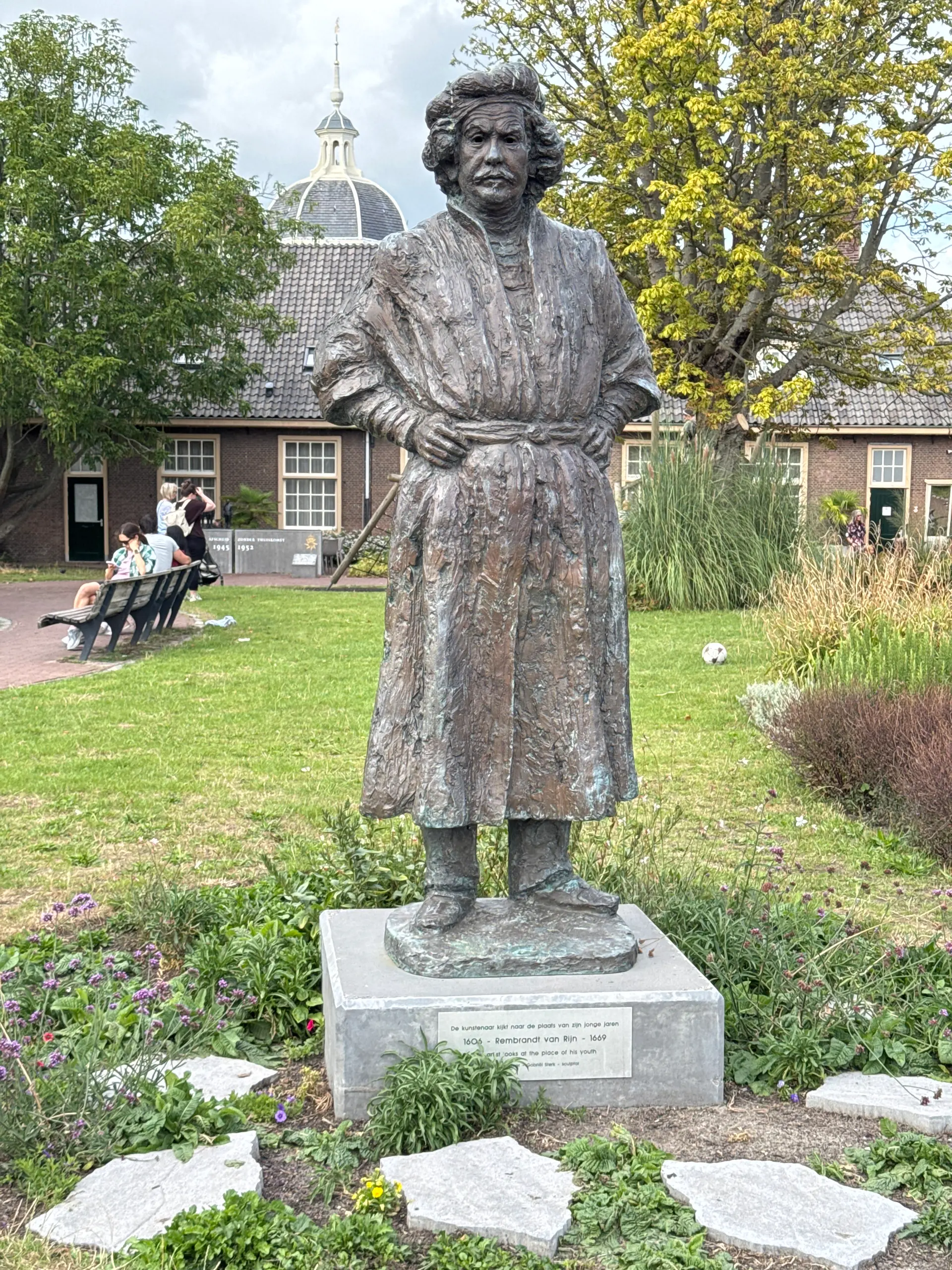 Player photo from How Rembrandt van Rijn became world's greatest painter - Leiden walking tour in Leiden