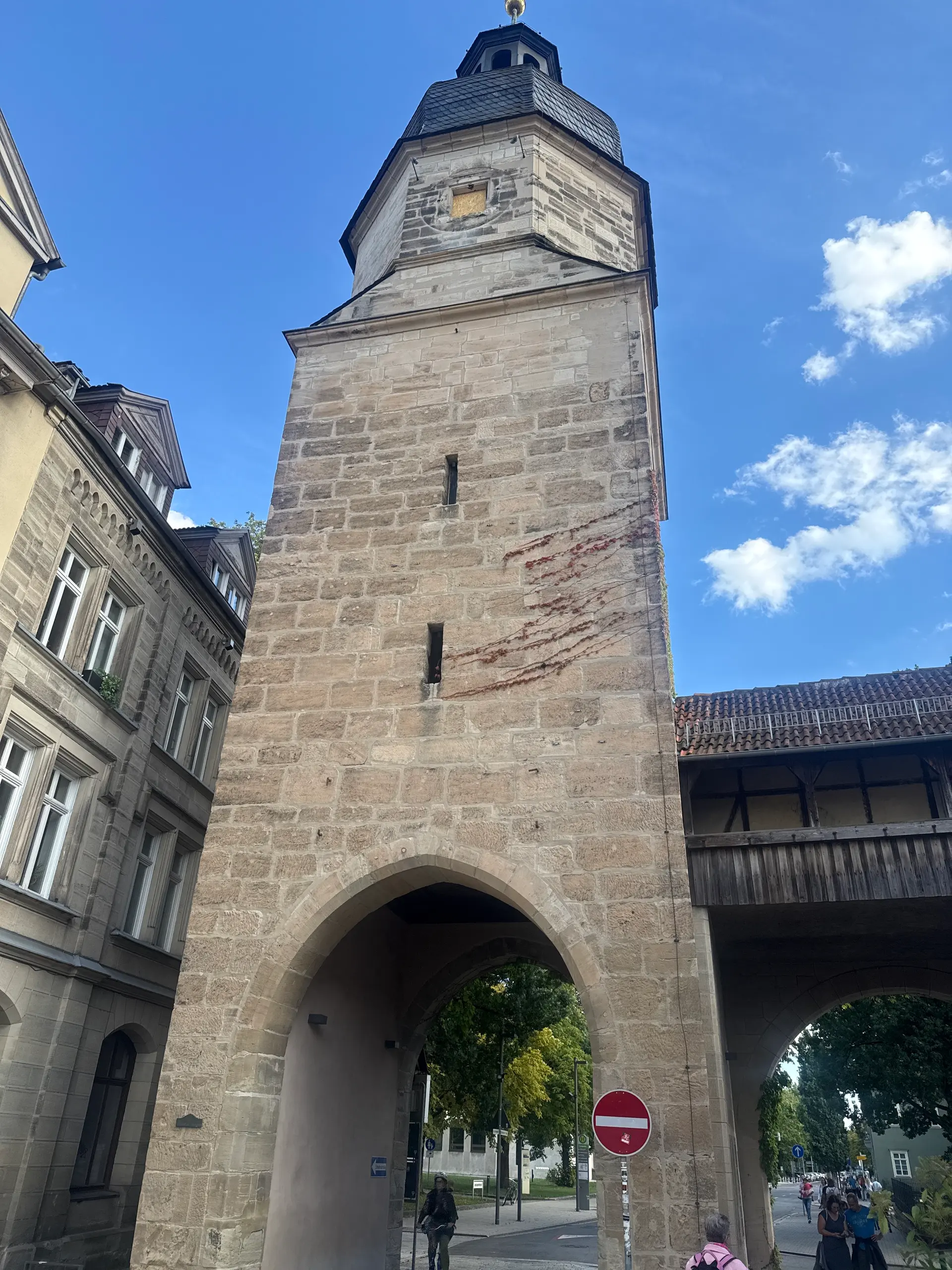 Player photo from Luise's ghostly return to Coburg walking tour in Coburg