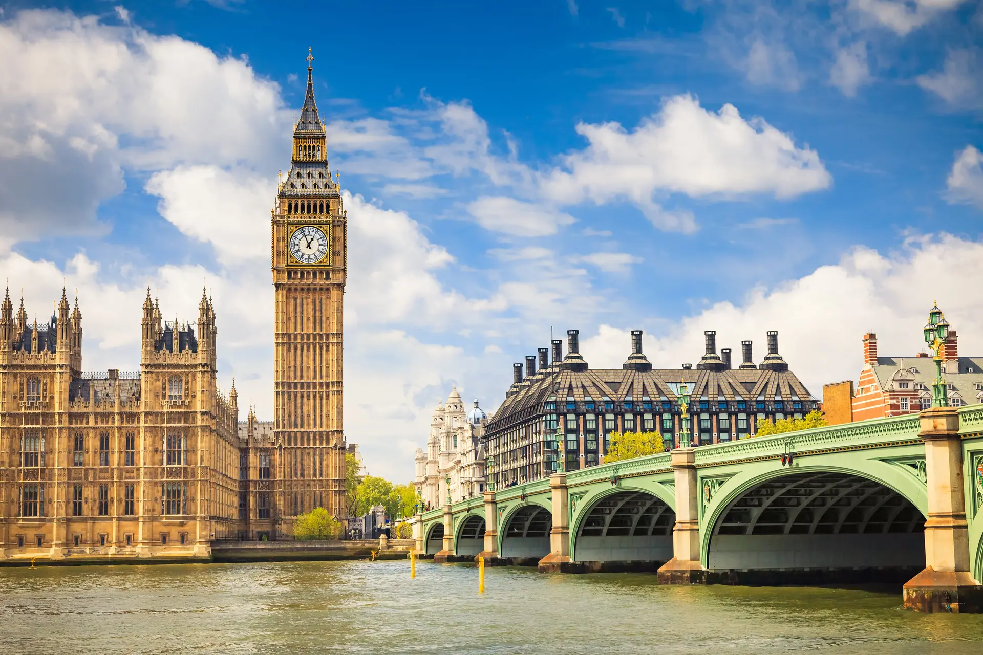 London Highlights: Mob Revenge in Westminster
