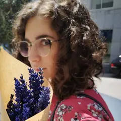 Júlia Rocha, quest creator on Questo